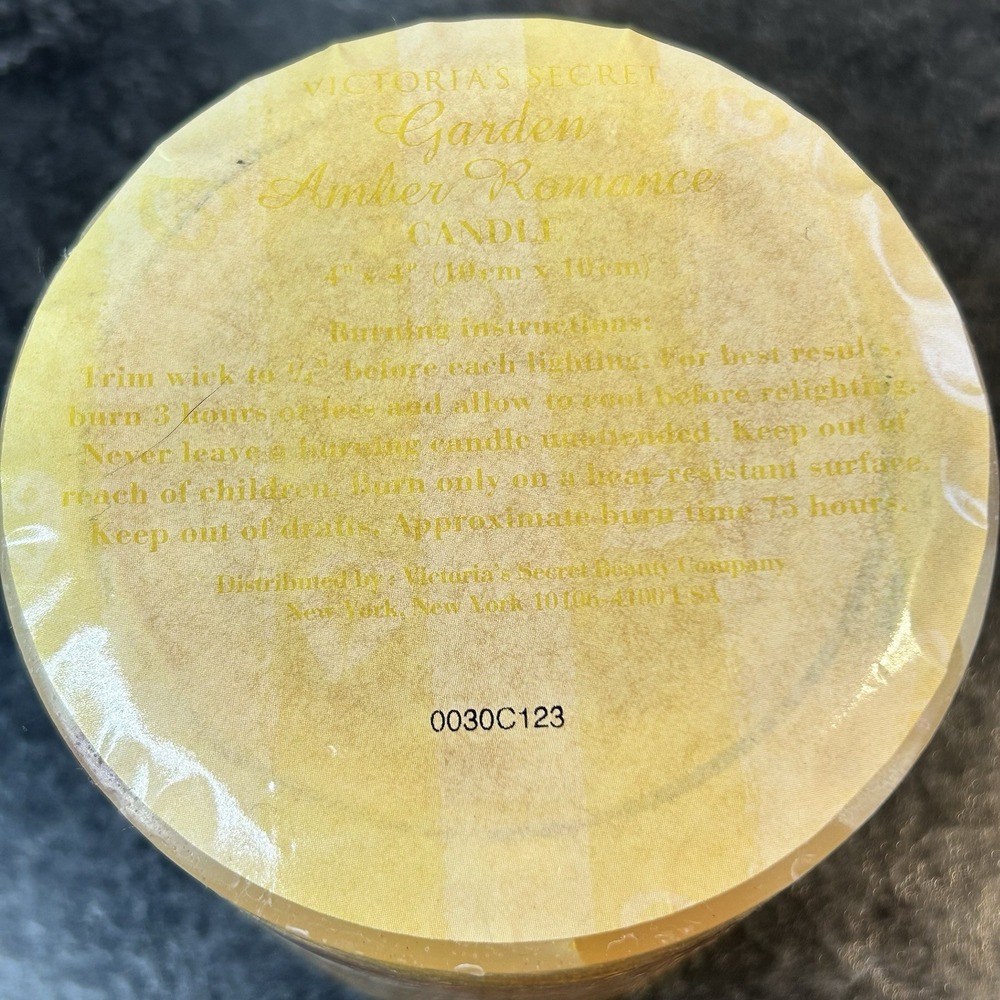 VHTF Victoria's Secret Garden‎ AMBER ROMANCE Large Single Wick Fruit Candle - Picture 5 of 8